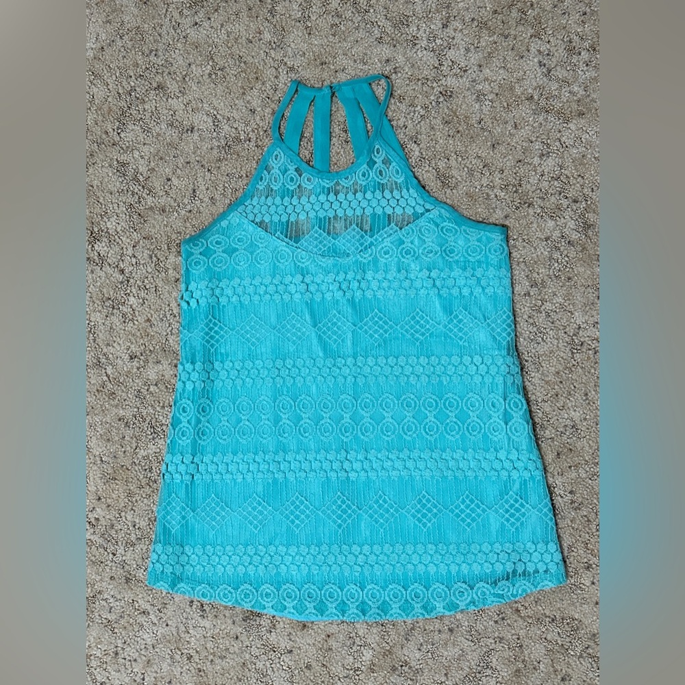 Maurices lace, halter tank with button closure, S